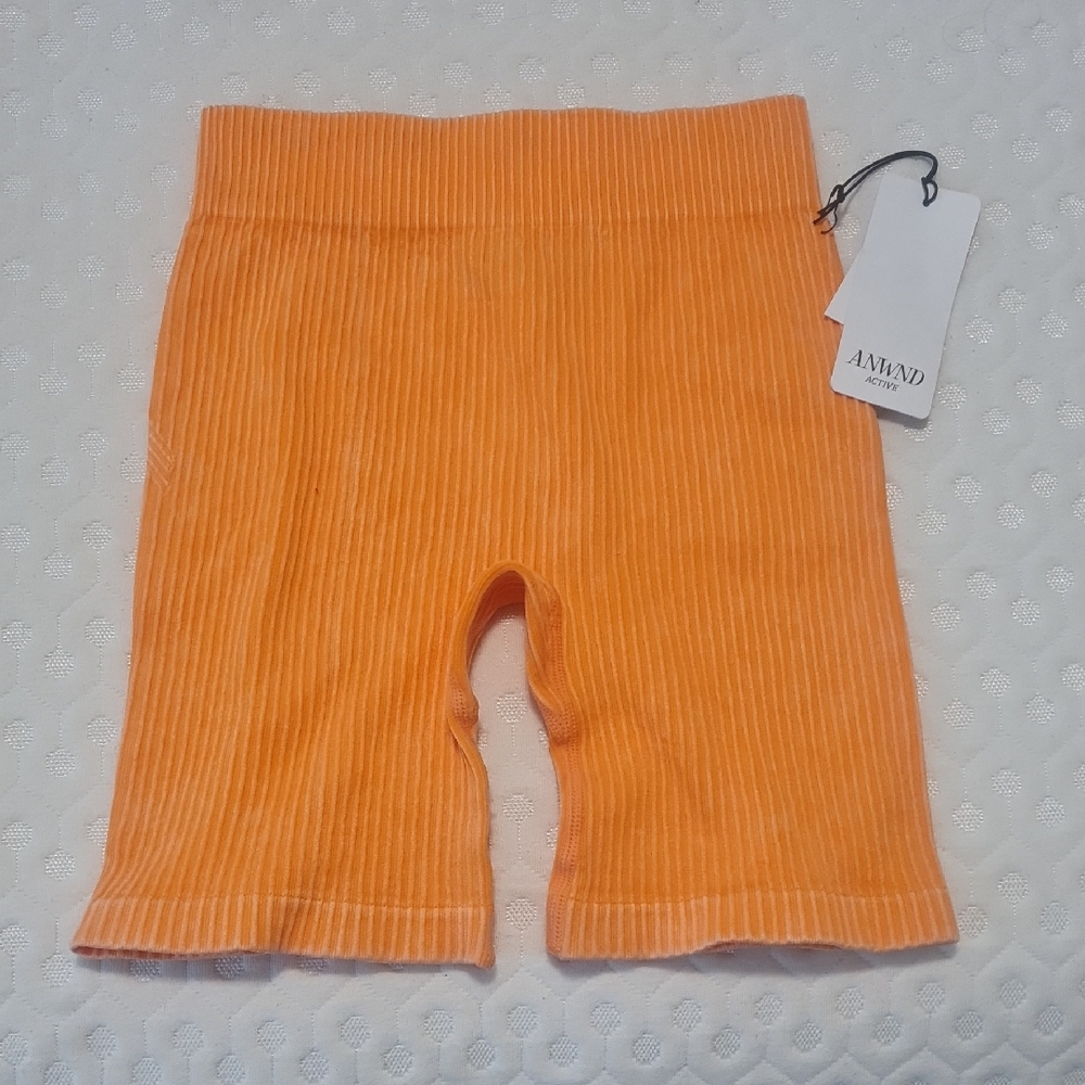 ANWD Orange Ribbed Shorts Nwt Size Small